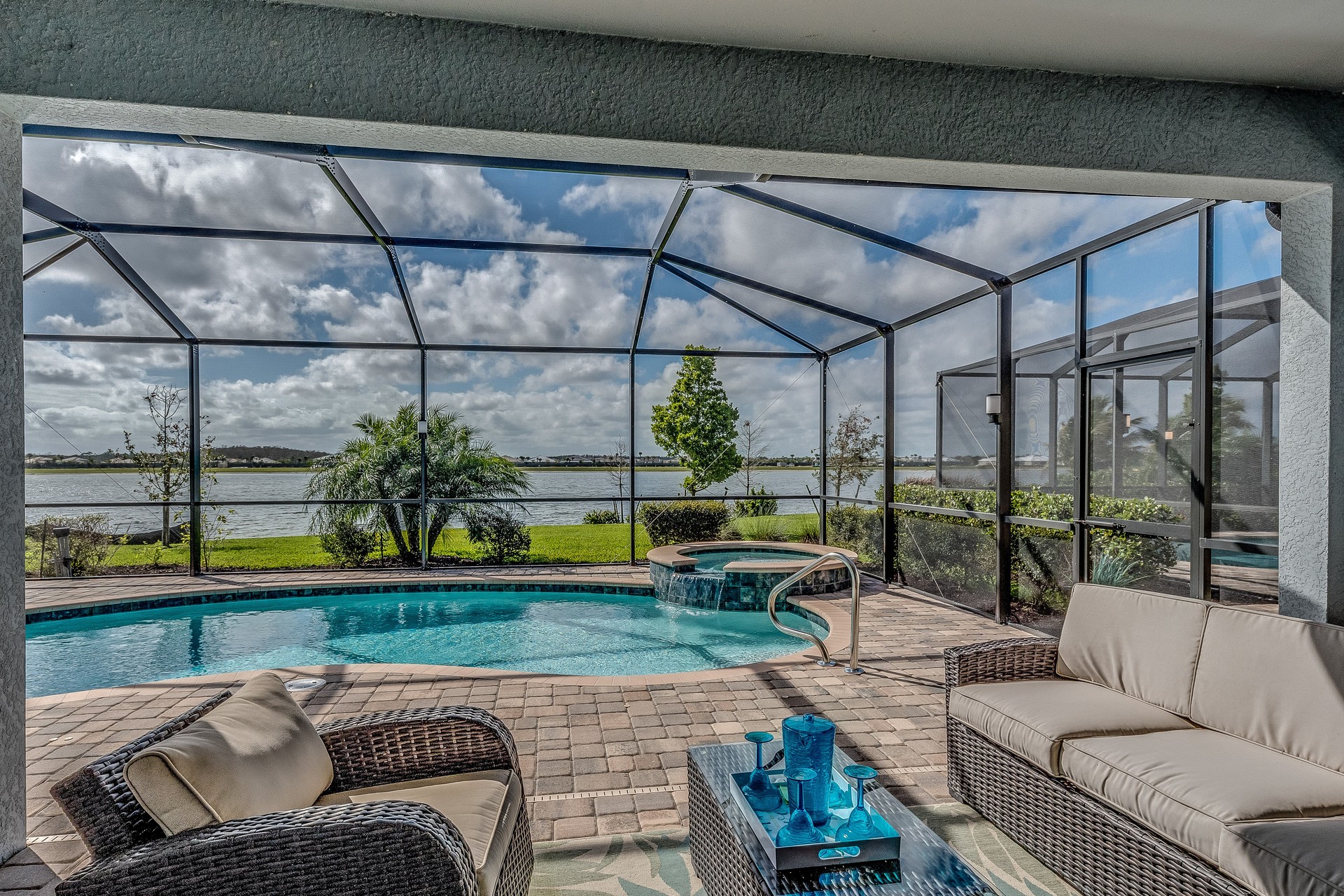 Pool Enclosure Screen repair